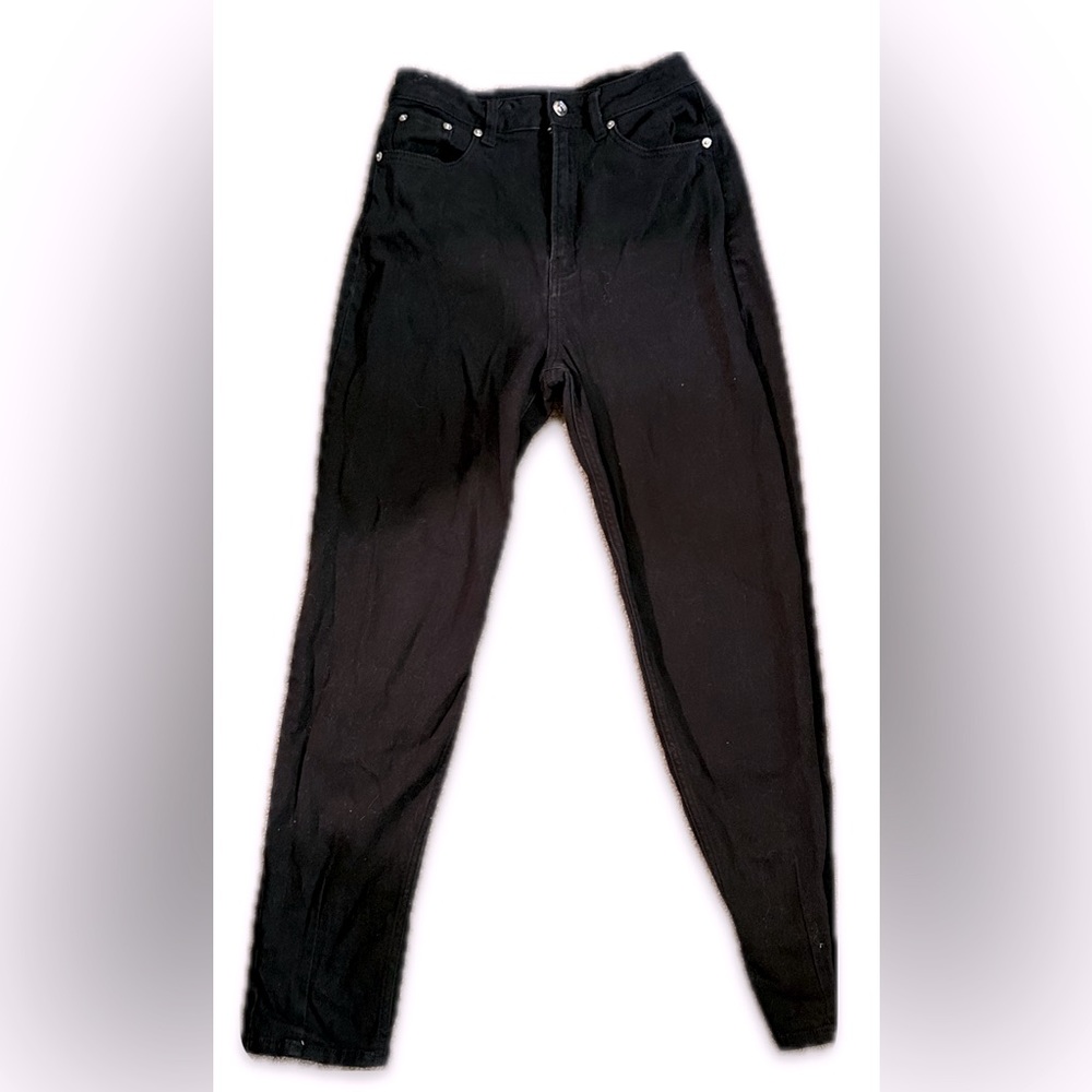 H&M “Divided” size 6 balloon jeans.